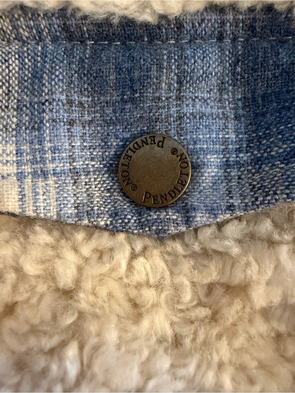 Pendleton Ivory Sherpa Blue Plaid Flannel Zip Front Jacket - Picture 9 of 16
